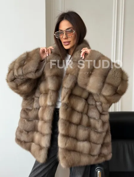Шуба оверсайз из куницы - фото 9