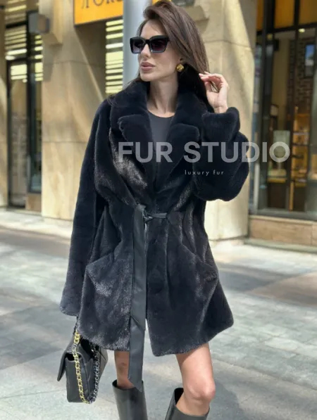 Шуба из плюшевой норки NAFA, роспуск - цвет черный изумруд - фото 0