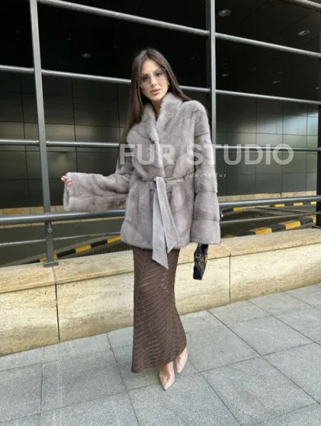 Шуба норковая дымчато-серого цвета - фото 9