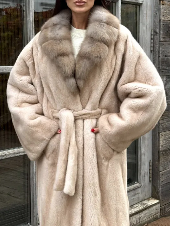 Шуба LUXURY кимоно из норки IVORY с английским воротником из меха куницы - фото 2