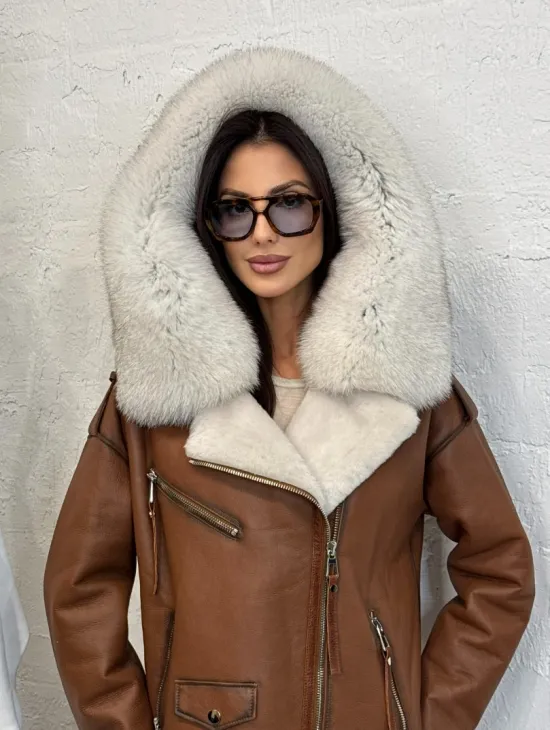 Дубленка - куртка женская из натуральной овчины с капюшоном из меха финского песца - фото 8