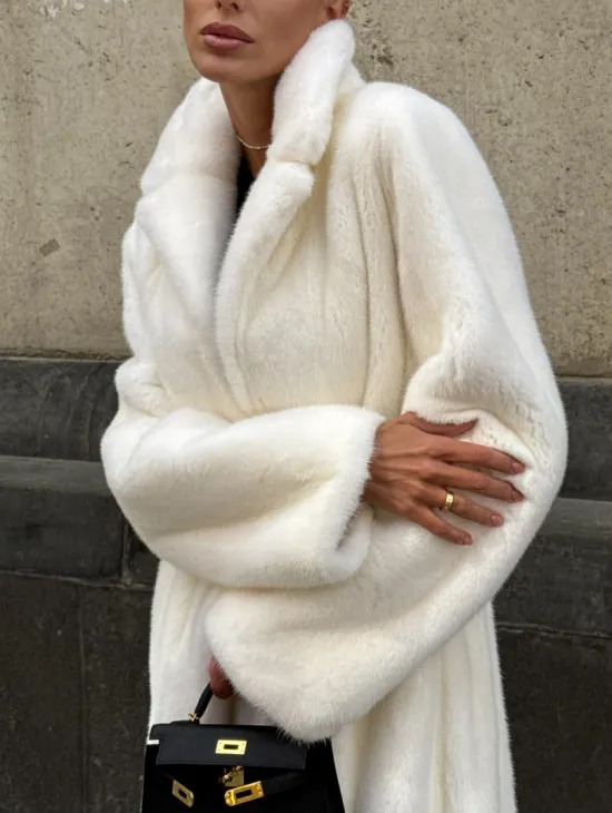 Длинная белая норковая шуба - фото 2