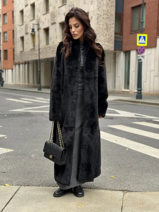 Шуба норковая черная 