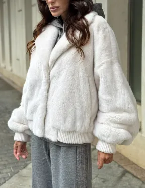 Белый норковый бомбер на резинке - фото 2