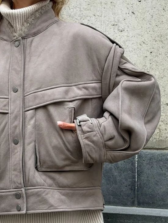 Зимняя дубленка - бомбер - фото 2