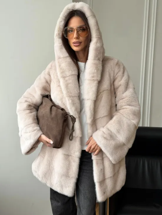 Норковая шуба с капюшоном -  