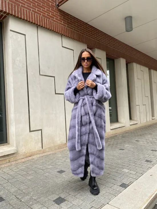 Удлиненная голубая норковая шуба с английским воротником - фото 3