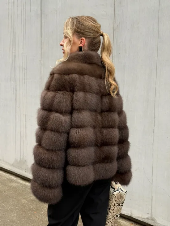 Меховой жакет из куницы - фото 20