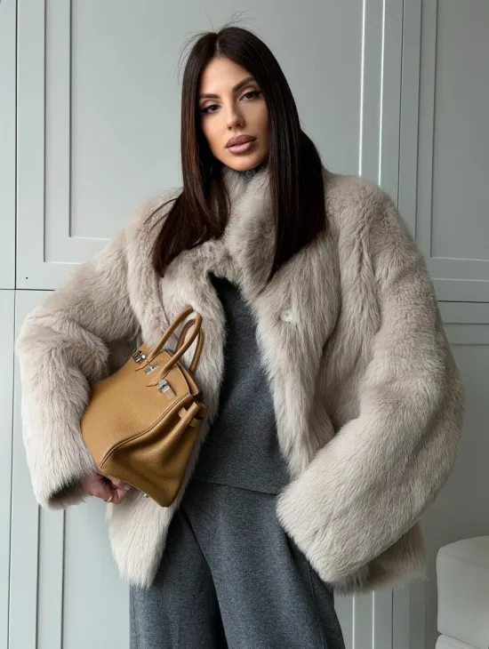 Бежевая дубленка из тосканы - фото 10