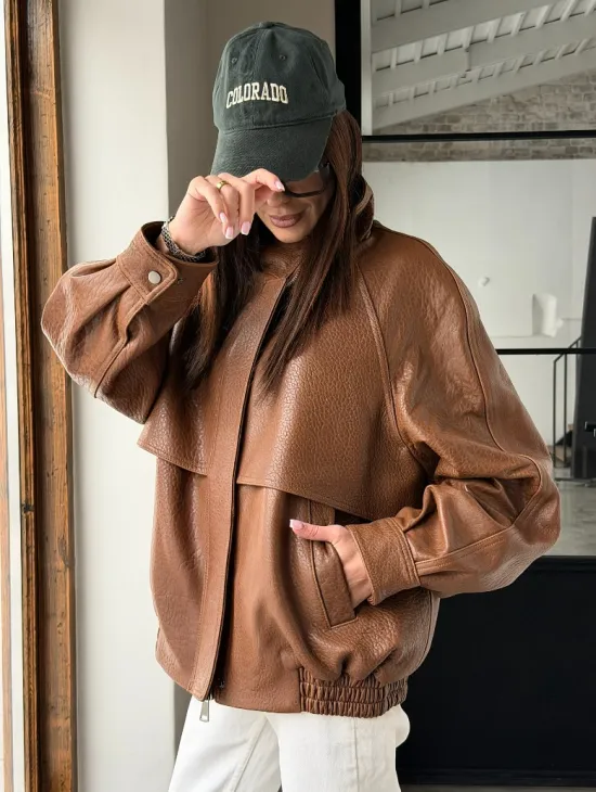 Стильная кожаная куртка - фото 9