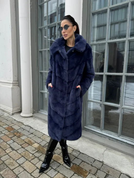 Шуба паркет из меха норки с капюшоном - цвет черника - фото 4
