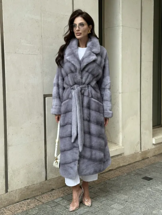 Пальто из голубой норки - фото 0
